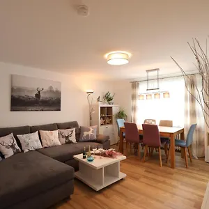 Apartment Sweet Home&flower Garden, Garmisch-Partenkirchen